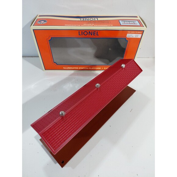 Lionel 6-24159 O Gauge Model Railroad Accessory Lighted Station Platform w/Box - Picture 3 of 16